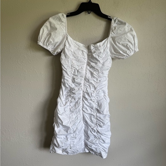 Superdown White Ruched Bodycon Mini Dress Womens S Bridal Shower Bachelorette - Picture 6 of 6